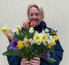 56236044_2300537546677251_1368783365448138752_n